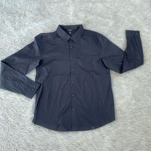 OGIO Men’s Button Down shirt black medium